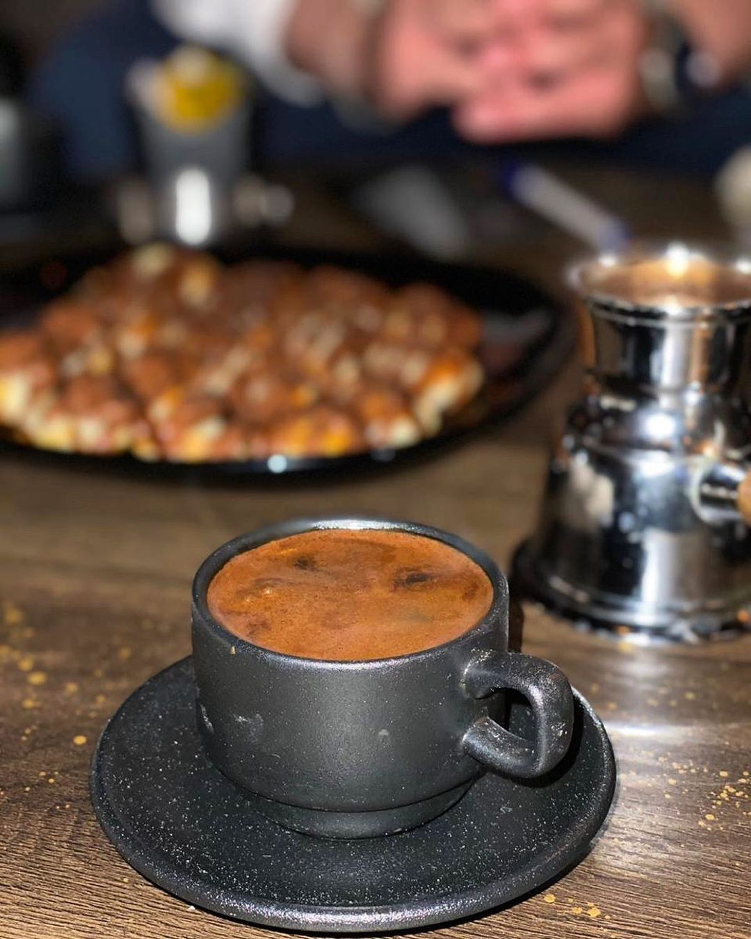 مقعدك بانتظارك